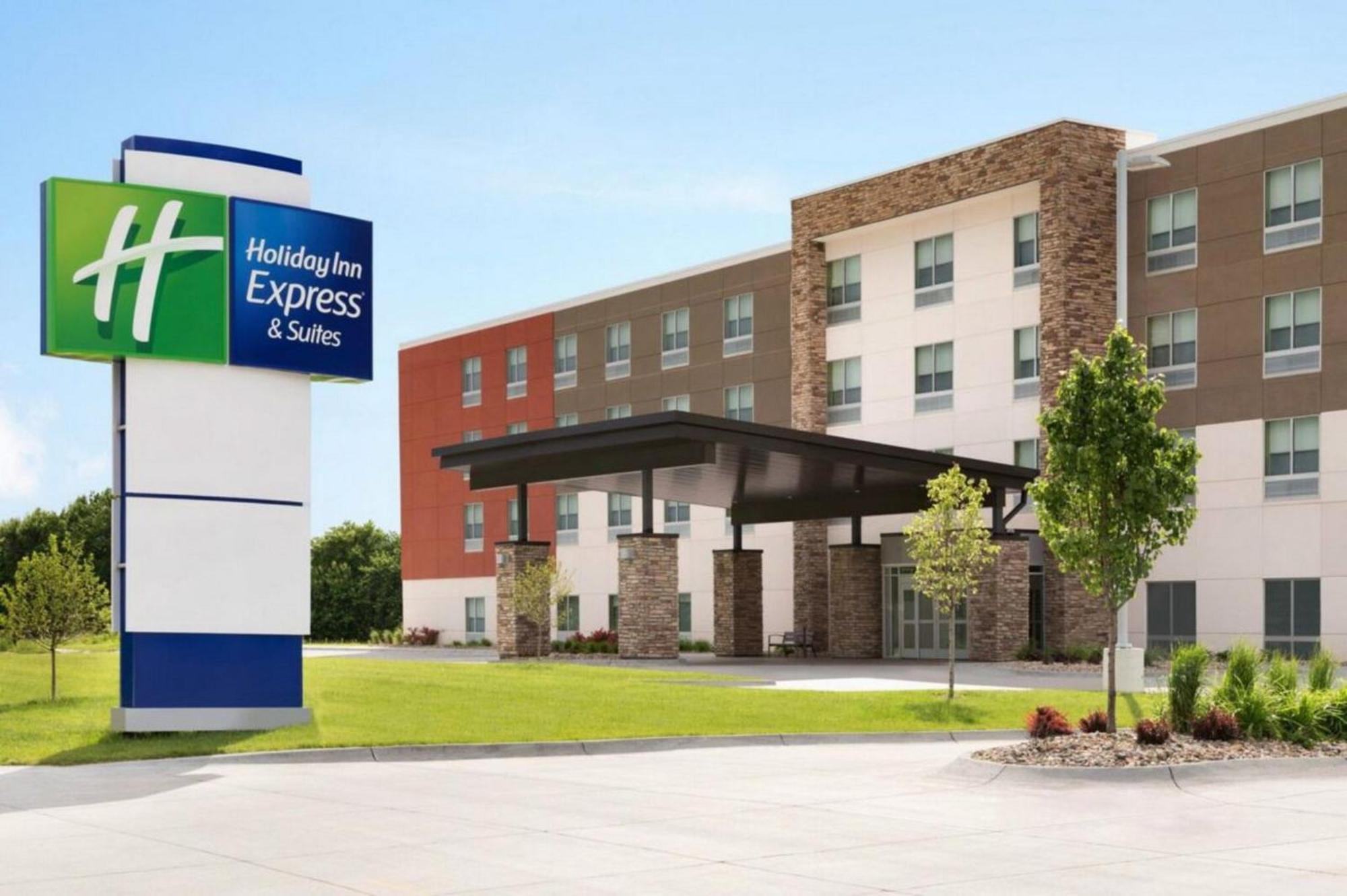 Holiday Inn Express & Suites - Miramar By Ihg Exterior foto